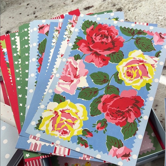 Floral Stationary Set - Blue and Red - Picture 4 of 7